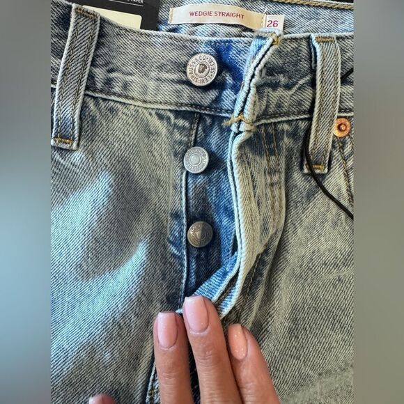 NWT LEVI’S WEDGIE STRAIGHT FIT WOMEN'S JEANS - Picture 7 of 12